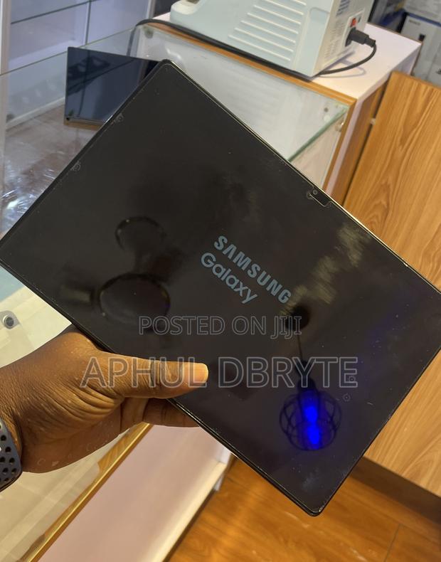Samsung Galaxy Tab A 8.0 (2019) 64 GB Gray · Photo 3