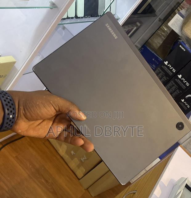 Samsung Galaxy Tab A 8.0 (2019) 64 GB Gray · Photo 4