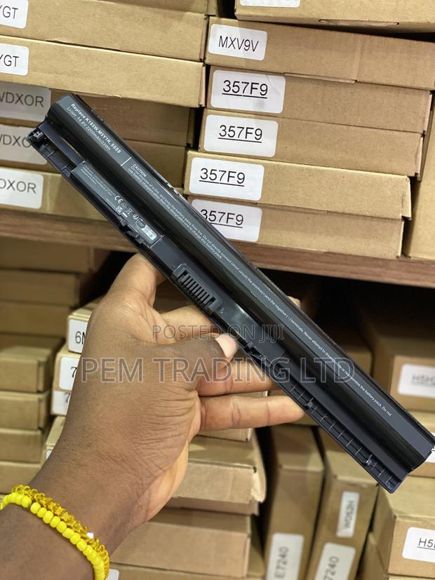 M5y1k 14.8v Battery for Dell Inspiron 15 3000 5000 Series · Photo 2