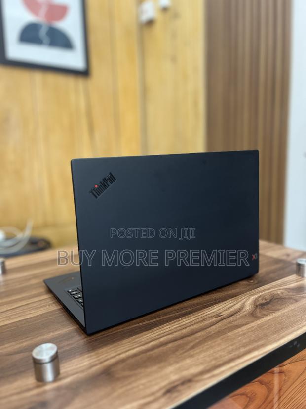 Laptop Lenovo ThinkPad X1 Carbon 16GB Intel Core i7 SSD 512GB · Photo 1