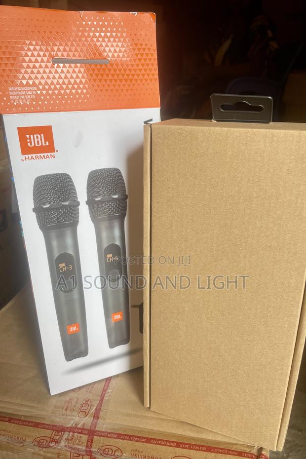 JBL Wireless Two Microphone With Dual-Channel Receiver · Photo 3