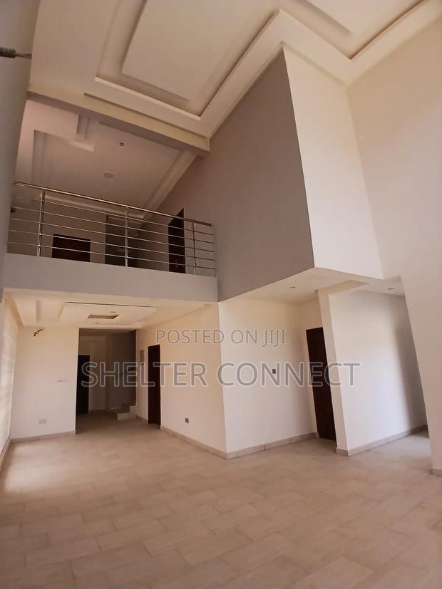 4bdrm Duplex in Oyarifa for sale · Photo 4