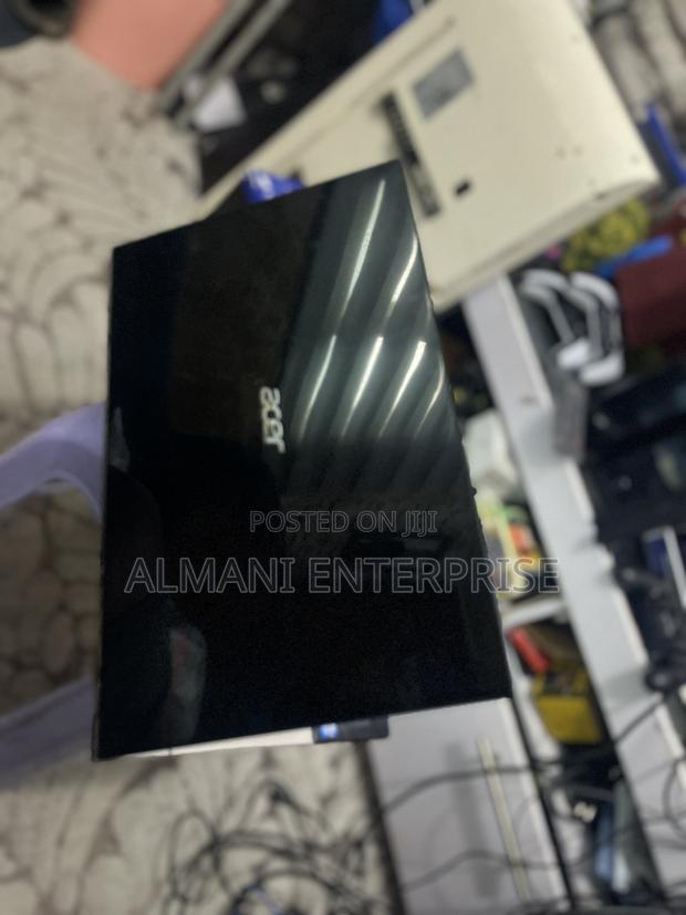 Laptop Acer Aspire E15 8GB Intel Core i3 HDD 750GB · Photo 4