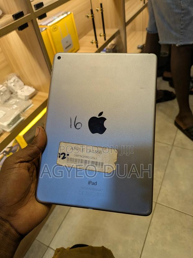 Apple iPad Air 2 16 GB Silver · Photo 1