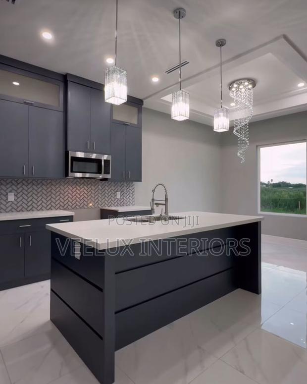 Modern Kitchen Cabinet Design | Veelux Quality Home Decor · Photo 1