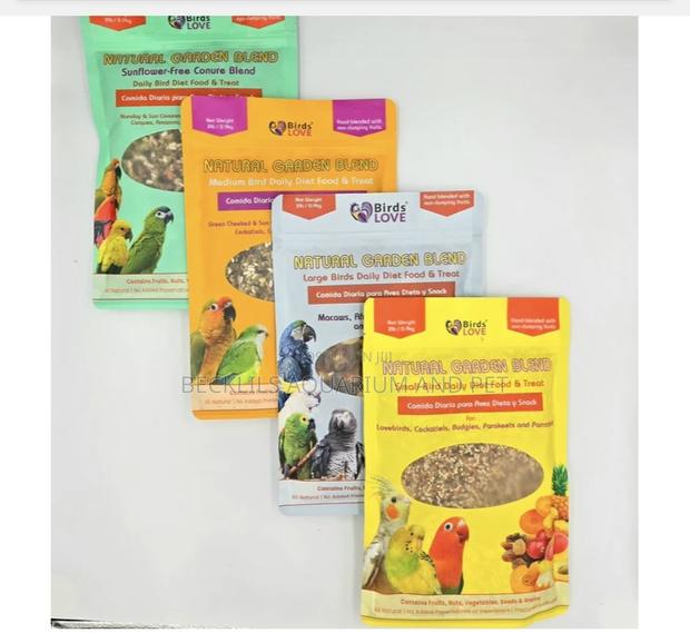 Food for All Types of Birds · Photo 2