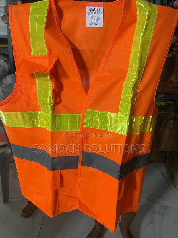 Reflective Jackets Safety Wears · Photo 3