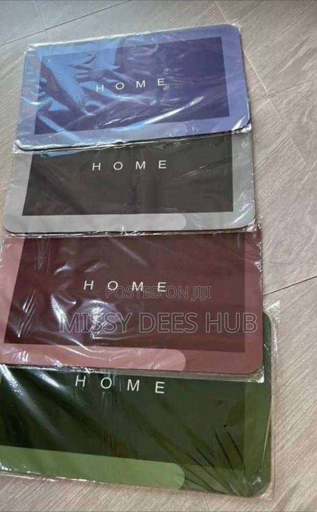 Quick Drying Mats For Bathroom Or Kitchen · Photo 1