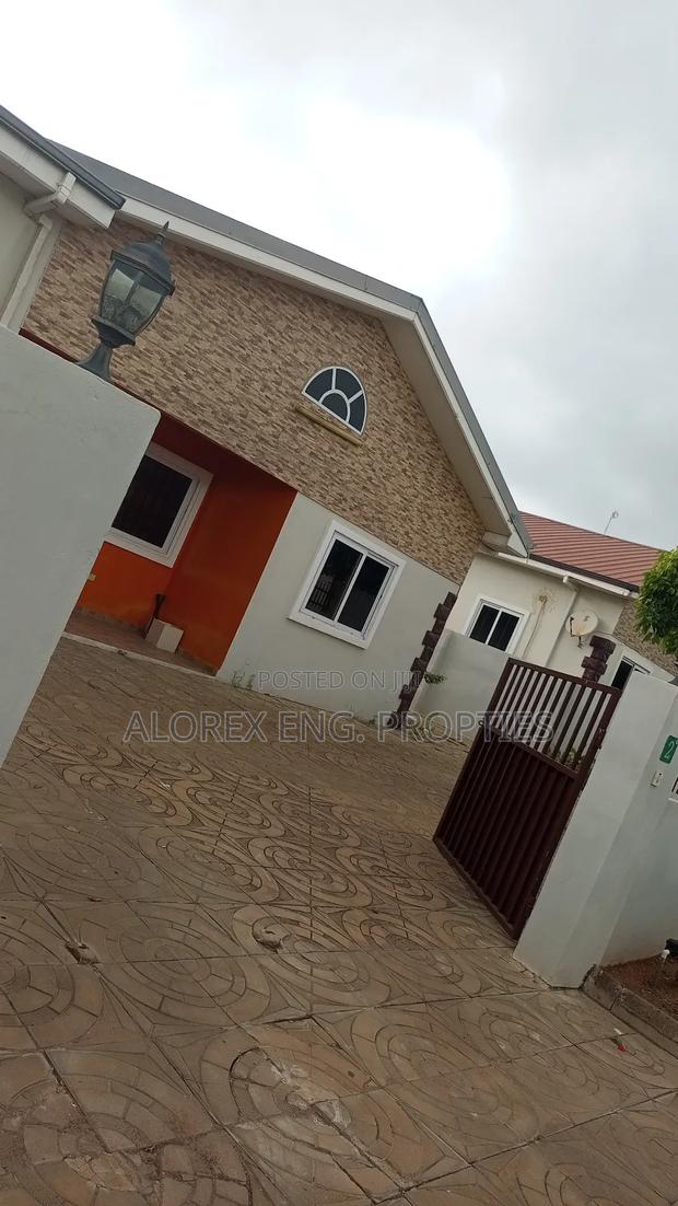 3bdrm House in Alorex Eng, Oyarifa for rent · Photo 1