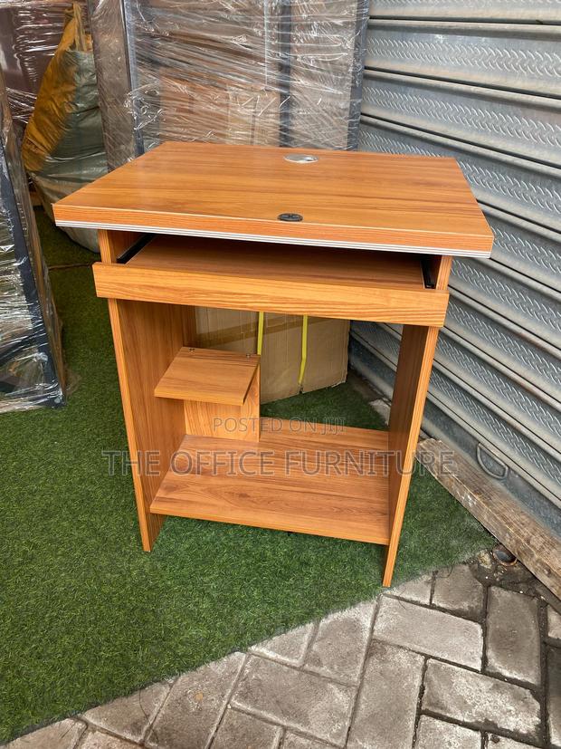 Mini Office Desk · Photo 1
