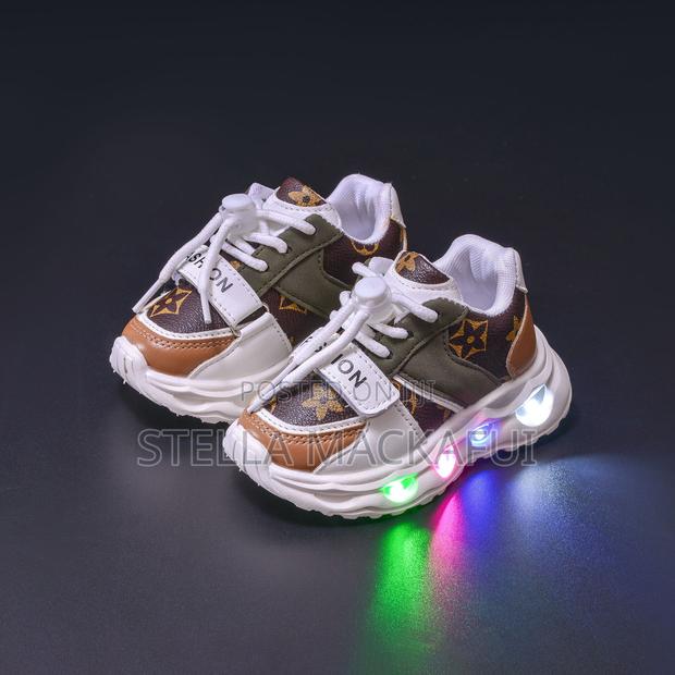 Led Sneakers in Size 22/233 Only · Photo 2