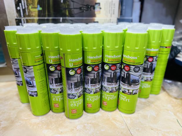 Handboss Universal Foam Cleaning Agent · Photo 1