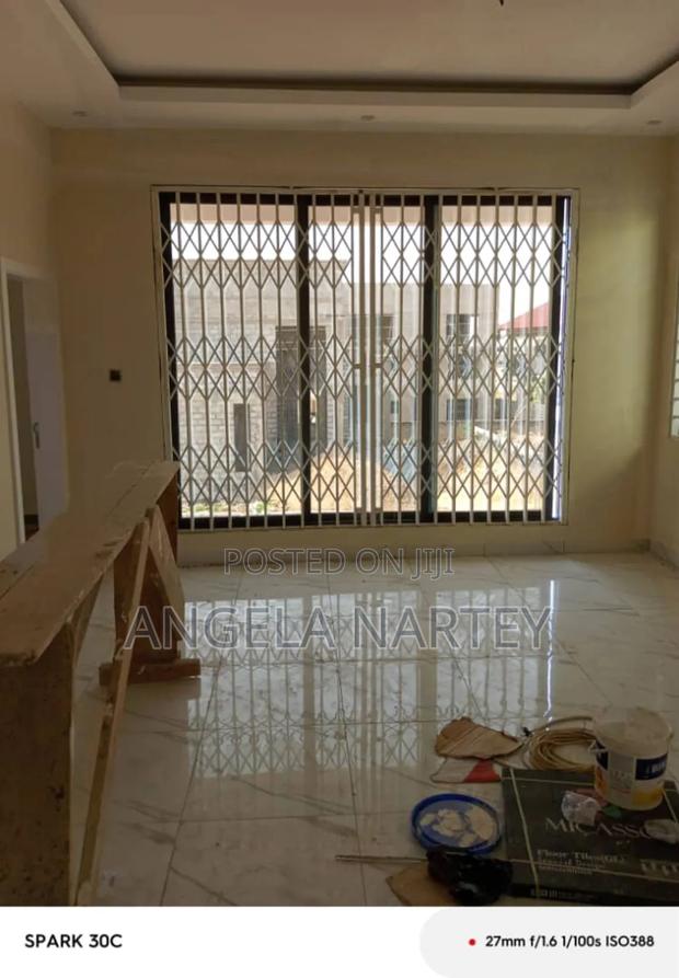 4bdrm House in Sakumono Estates for sale · Photo 5