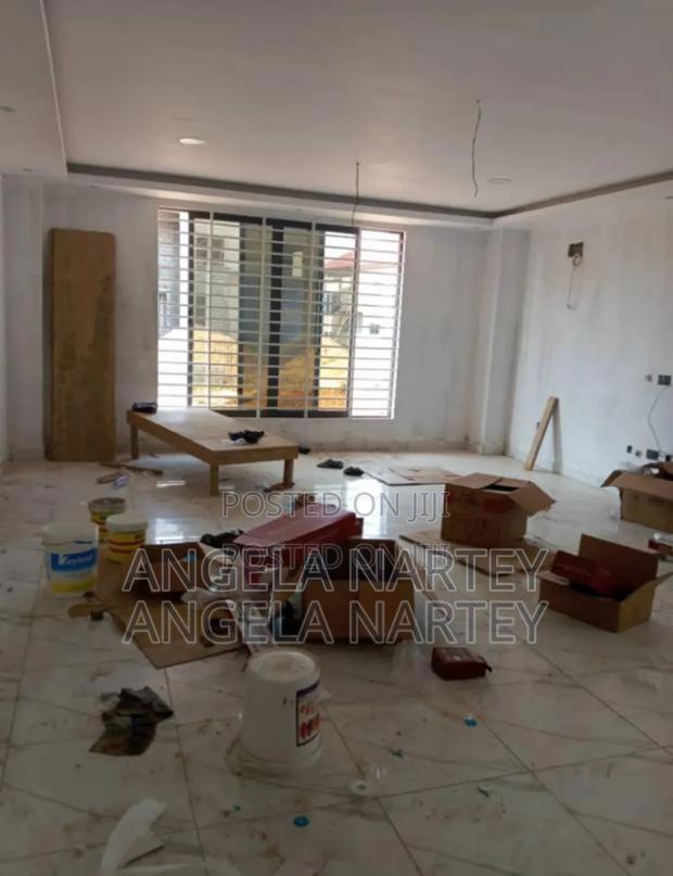 4bdrm House in Sakumono Estates for sale · Photo 3