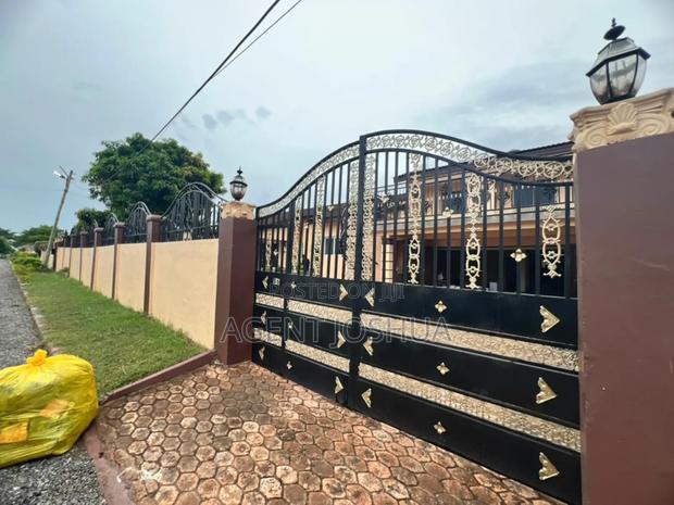 5bdrm House in Manet Court Estate, Spintex for rent · Photo 1