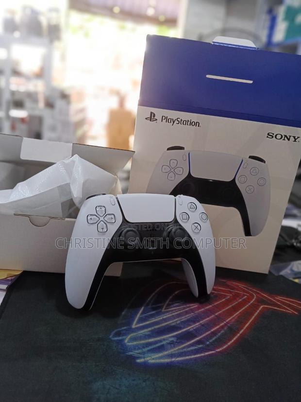 Play Station 5 Dualsense Wireless Controller or Ps5 Game · Photo 1