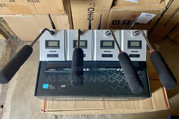 Shure Am401 Unidirectional Wireless Conference Microphones [4 Set] · Photo 2