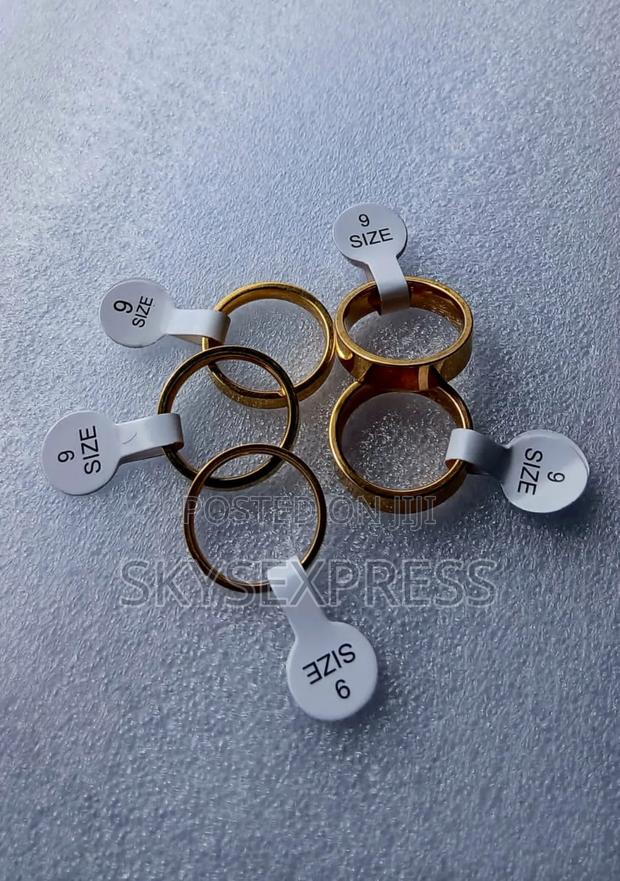 Gold Stainless Steel Rings · Photo 3