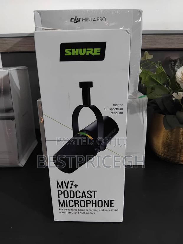 Shure Mv7+ Podcast Dynamic Microphone · Photo 1