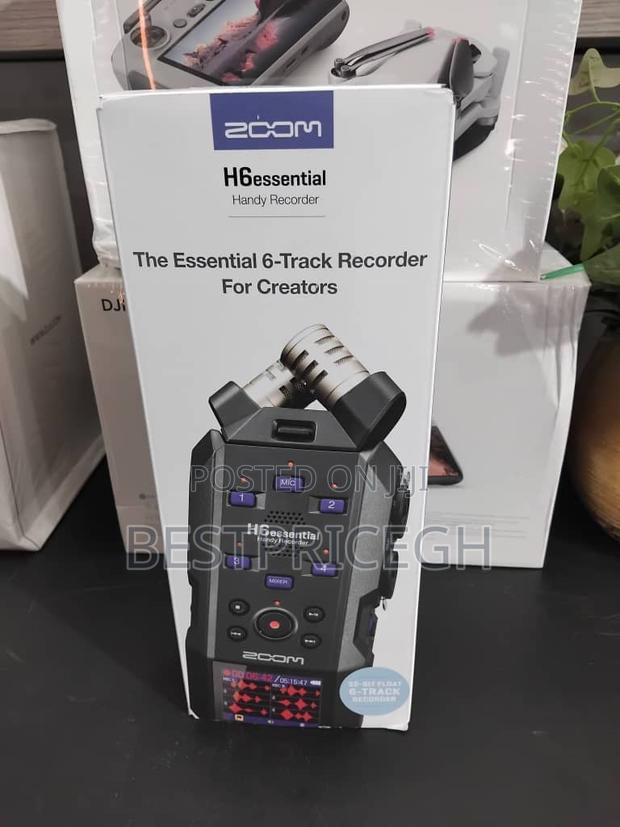 Zoom H6essential 6-Track 32-Bit Float Portable Recorder. · Photo 1