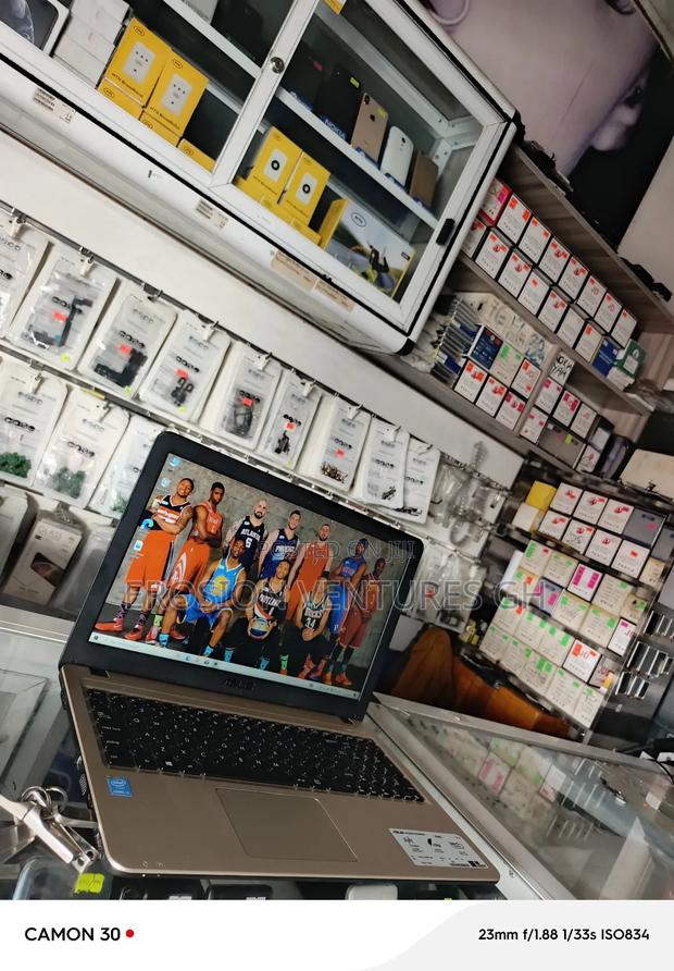 Laptop Asus 4GB Intel Core I3 HDD 1T · Photo 8