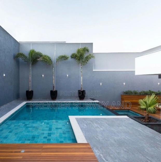 Swimming Pool Construction Expert · Photo 2