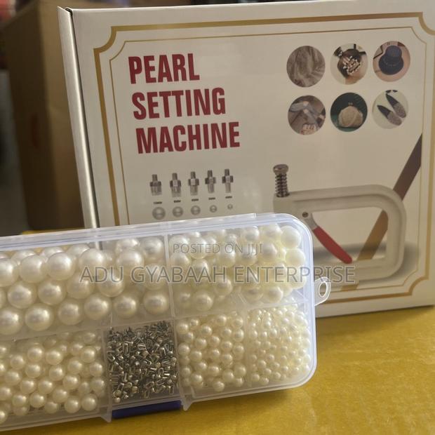 Pearl/Rhinestone Setting Machine · Photo 1