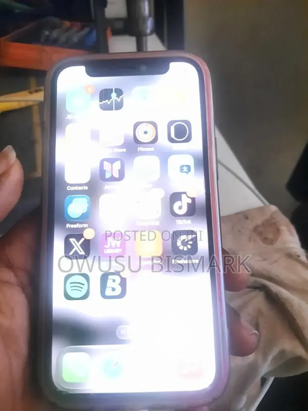Apple iPhone 12 mini 128 GB Orange · Photo 1