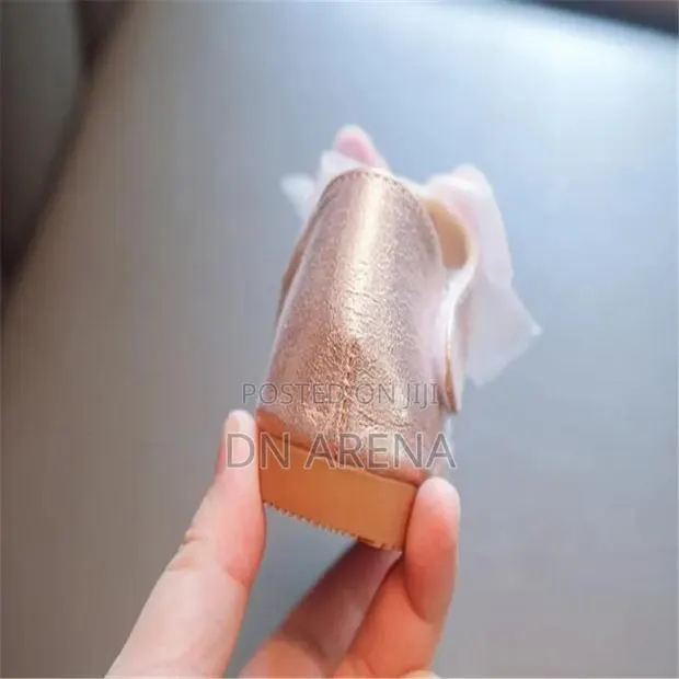 Girls Autumn Rhinestone Bow Leather Princess Shoes · Photo 4