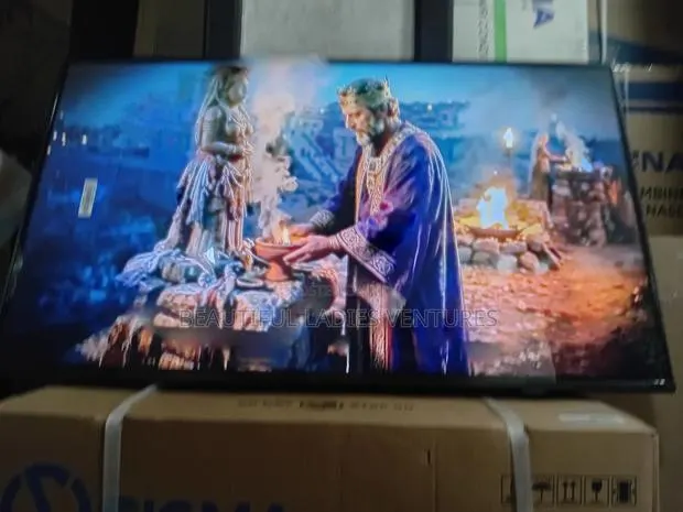 Samsung 43” Smart Entertainment Tv With Built-in Apps · Photo 1
