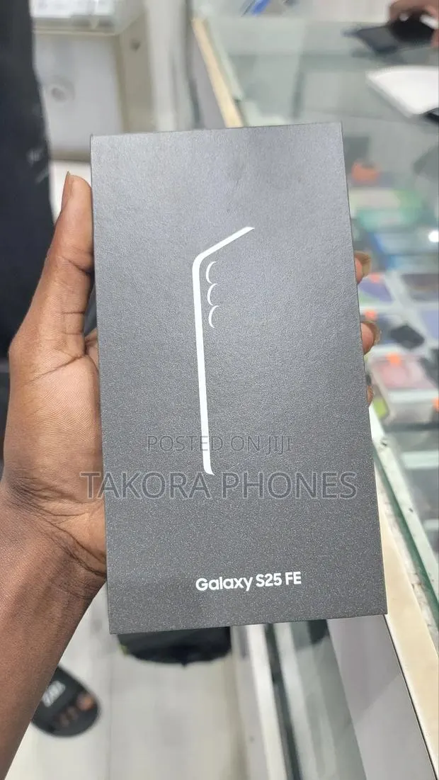 New Samsung Galaxy S25 FE 256 GB Black · Photo 1