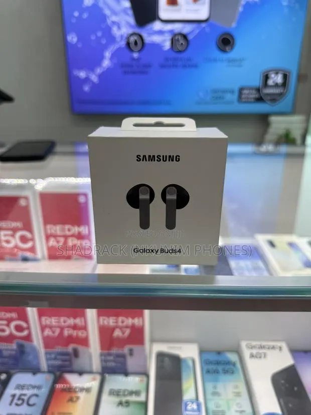 Samsung Galaxy Buds 4 · Photo 1