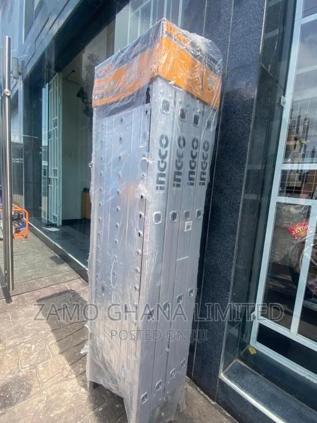 Folding Aluminum Ladder 4×4 - Hlad04441 · Photo 1