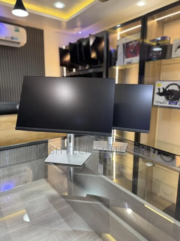 Dell 22” Ips Edgeless Wide Minitor · Photo 1