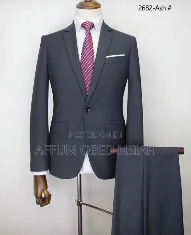 Simple Suits for Men · Photo 1