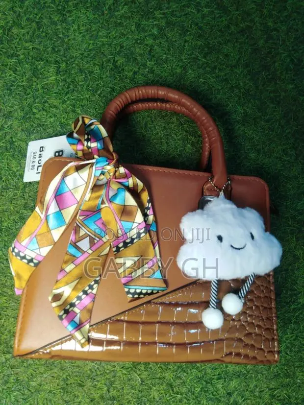 Quality and Affordable Hand Bag · Photo 1