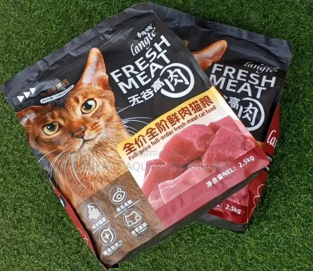 Dry Cat Food (Beef and Chicken) · Photo 1