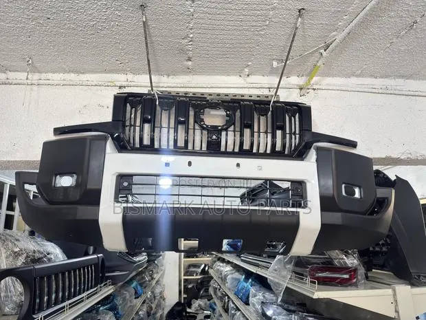 Toyota Land Cruiser Prado 2024 2025 2026 Front Bumper Complete · Photo 1