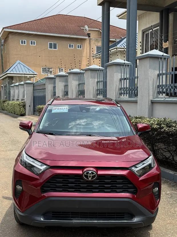 Toyota RAV4 2023 Burgundy · Photo 1