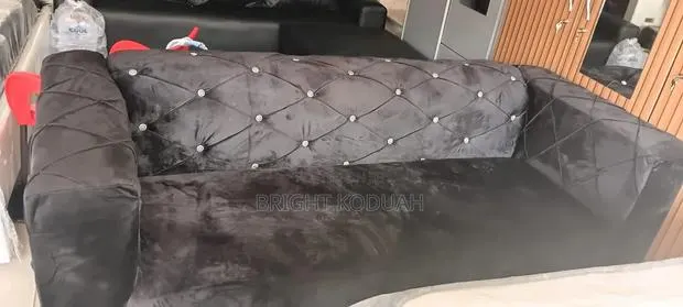 Batten Comfortable Seated Three in One Sofa · Photo 1