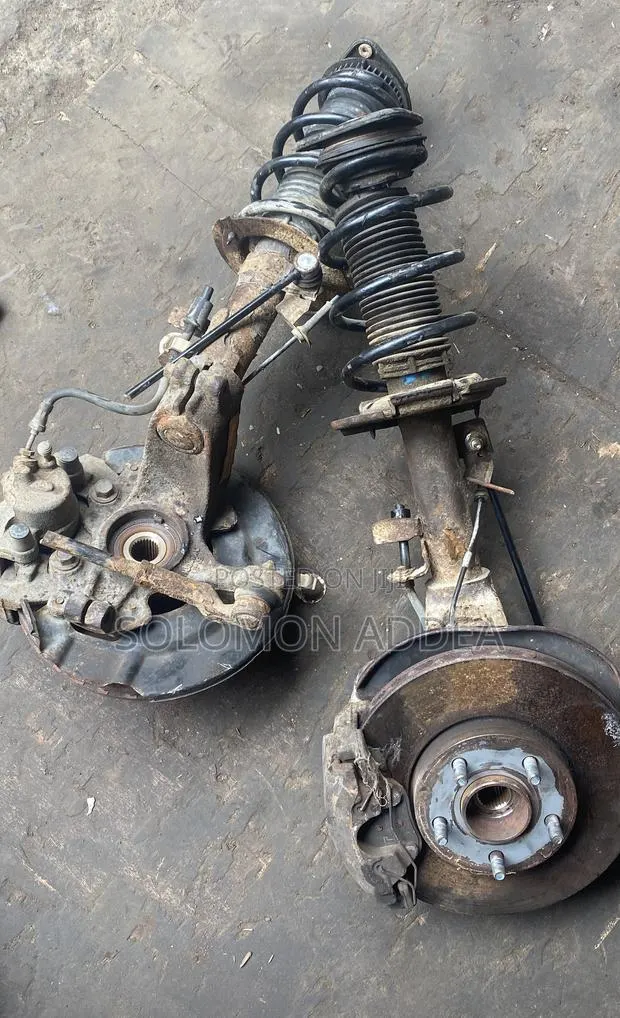 Ford Focus Shocks Absorbers With Complete Hub · Photo 1