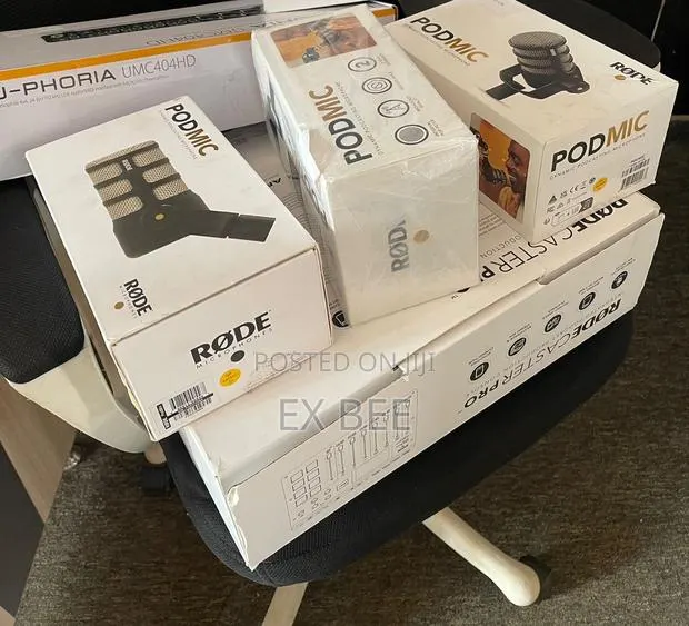 Rodecaster Pro1 Podcast Recording Set With 4pcs Rode Podmic · Photo 1