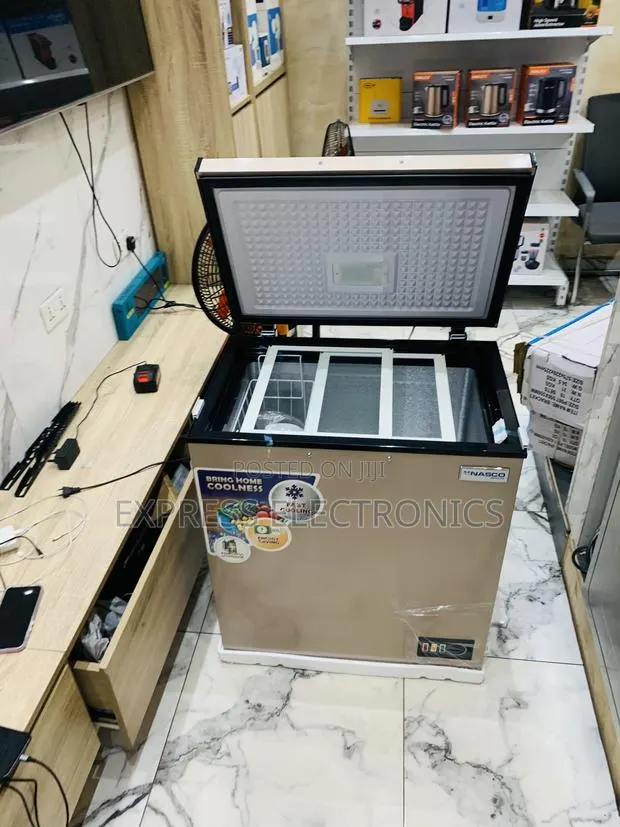 Brand New Chest Gold Single Door 150l Nas-200fl. · Photo 1