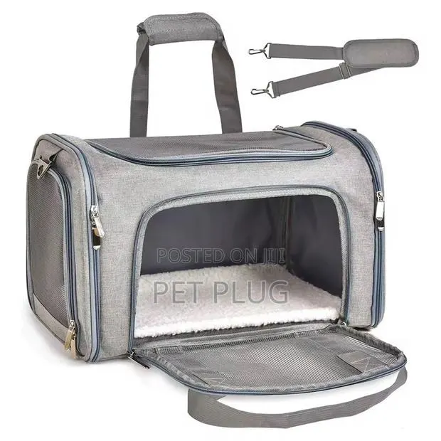 Cat/Dog Bags · Photo 1