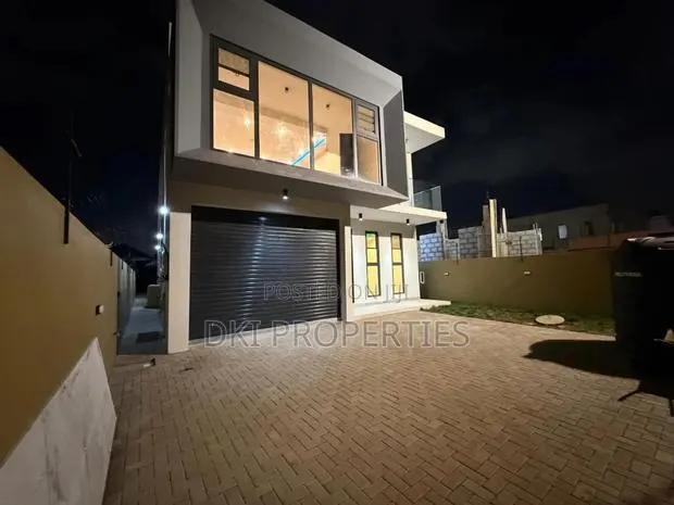 5bdrm House in Dki Properties, Adenta for sale · Photo 1