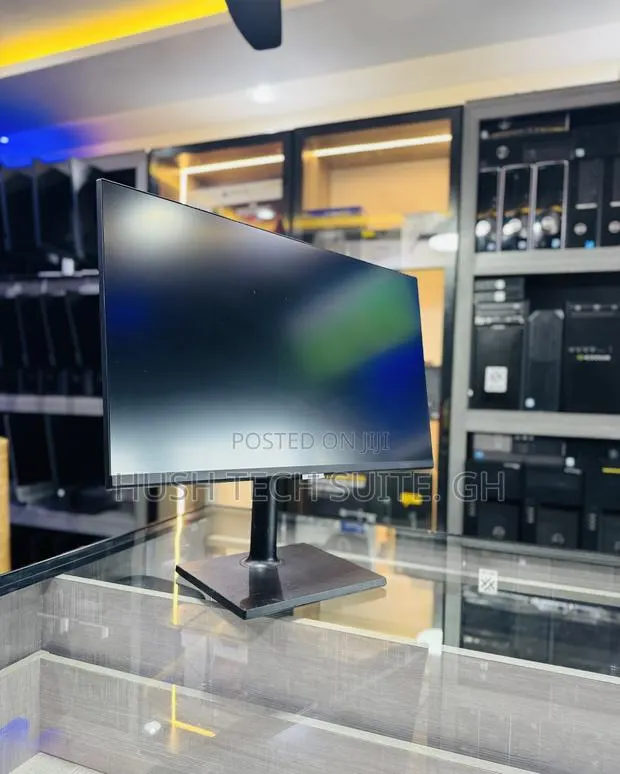 Samsung 27” Uhd Usb-C 2160p Ips Display Monitor · Photo 1