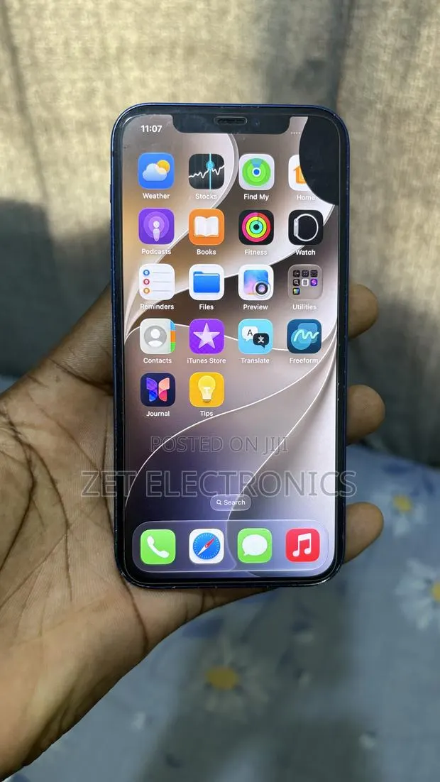 Apple iPhone 12 128 GB Blue · Photo 1