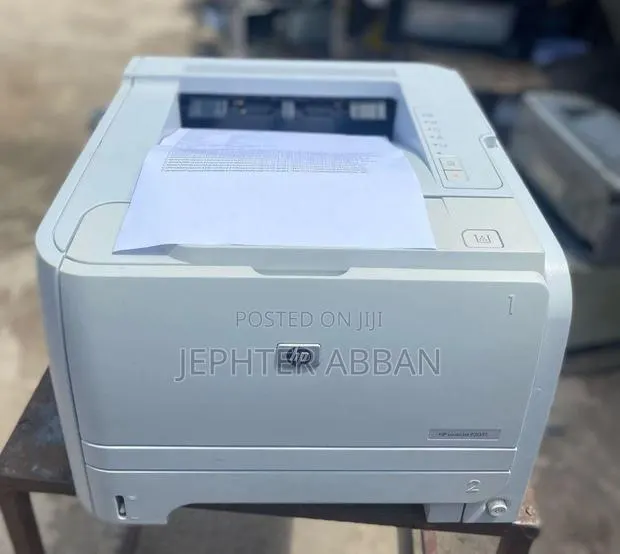 HP Laserjet P2035 · Photo 1