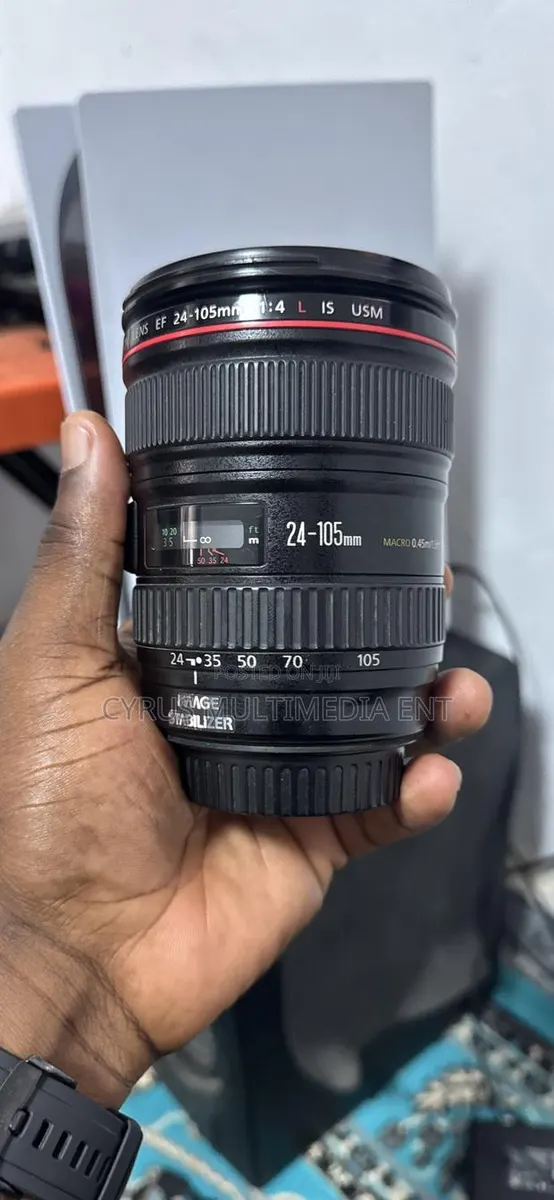 Canon 24-105mm Lens · Photo 1