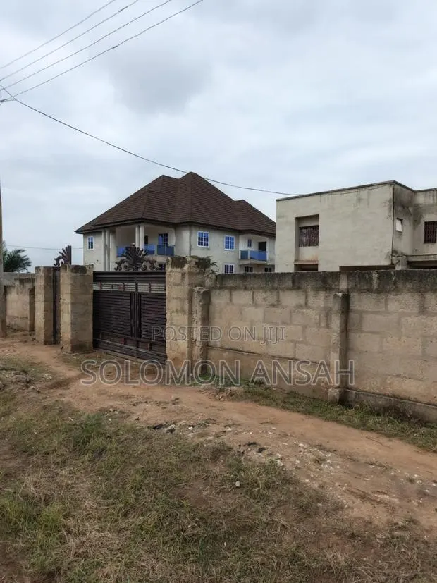 6bdrm House in Free Will Agency, Kumasi Metropolitan for sale · Photo 1